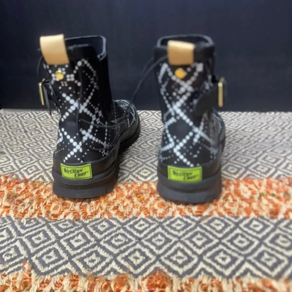 Western Chief Chelsea Rubber Boots Woman's Size 7 NWOT - Picture 8 of 13